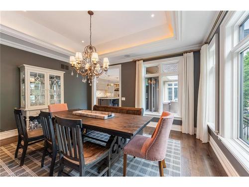 3064 St Clair Avenue, Burlington, ON - Indoor Photo Showing Dining Room