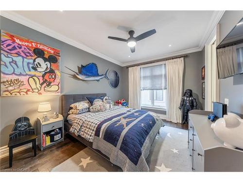 3064 St Clair Avenue, Burlington, ON - Indoor Photo Showing Bedroom