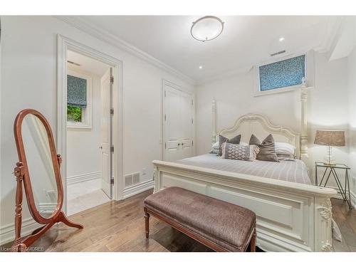 3064 St Clair Avenue, Burlington, ON - Indoor Photo Showing Bedroom