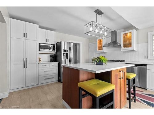 14 Lynnwood Avenue, Grimsby, ON - Indoor Photo Showing Kitchen