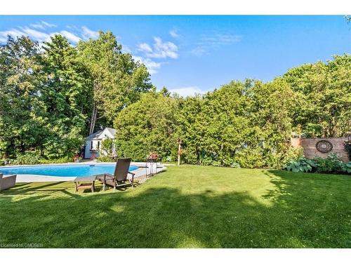 14 Lynnwood Avenue, Grimsby, ON - Outdoor With In Ground Pool With Backyard