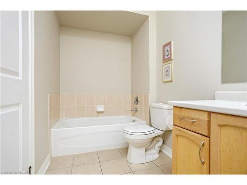 212-383 Main Street E, Milton, ON - Indoor Photo Showing Bathroom