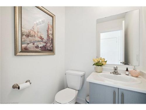 61-590 North Service Road, Stoney Creek, ON - Indoor Photo Showing Bathroom