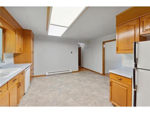 530 Concession 2 Road, Port Colborne, ON - Indoor Photo Showing Kitchen