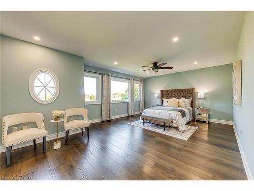 1227 Grace Drive, Oakville, ON - Indoor Photo Showing Bedroom