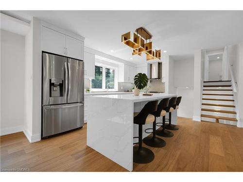 4058 Spruce Avenue, Burlington, ON - Indoor Photo Showing Kitchen