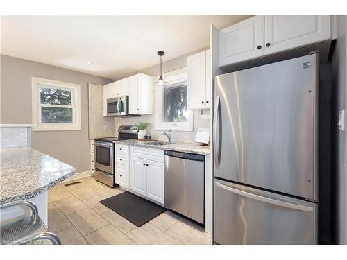 2315 Mount Forest Drive, Burlington, ON - Indoor Photo Showing Kitchen