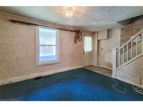 29 New Street, Hamilton, ON - Indoor Photo Showing Other Room