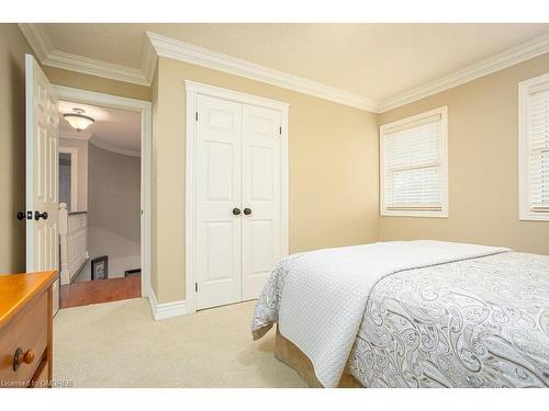 1380 Old English Lane, Oakville, ON - Indoor Photo Showing Bedroom