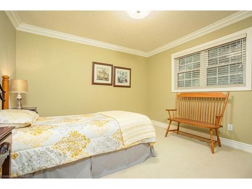 1380 Old English Lane, Oakville, ON - Indoor Photo Showing Bedroom