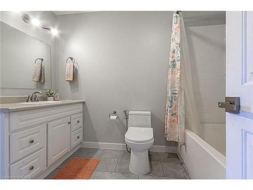 3-4199 Longmoor Drive, Burlington, ON - Indoor Photo Showing Bathroom