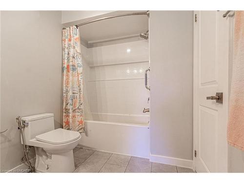 3-4199 Longmoor Drive, Burlington, ON - Indoor Photo Showing Bathroom