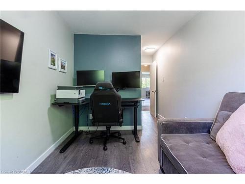 3-4199 Longmoor Drive, Burlington, ON - Indoor Photo Showing Office