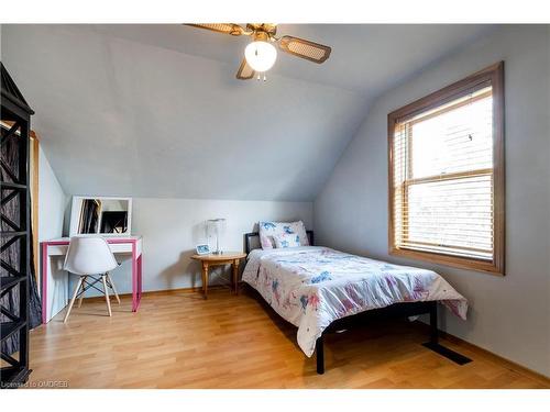 366 George Street, Milton, ON - Indoor Photo Showing Bedroom