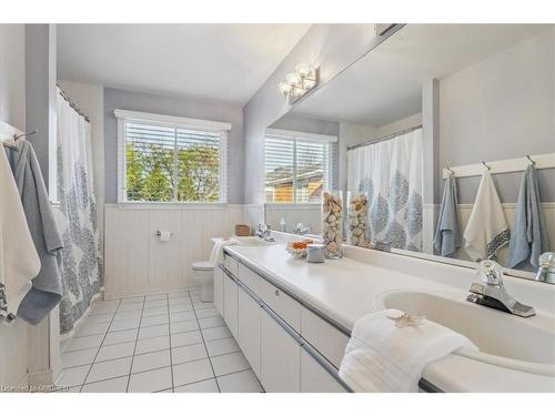 1292 Grainer Court, Oakville, ON - Indoor Photo Showing Bathroom