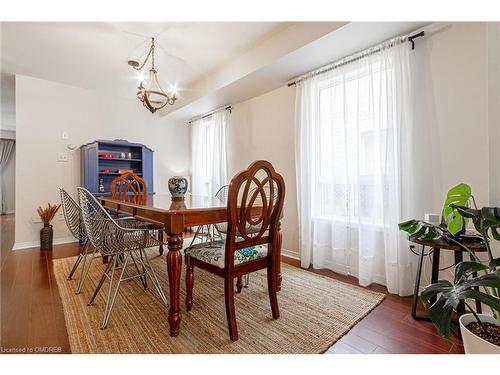 1219 Lamont Crescent, Milton, ON - Indoor Photo Showing Dining Room