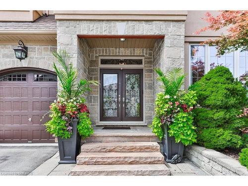 526 Hidden Trail, Oakville, ON - Outdoor