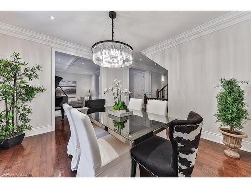 526 Hidden Trail, Oakville, ON - Indoor Photo Showing Dining Room