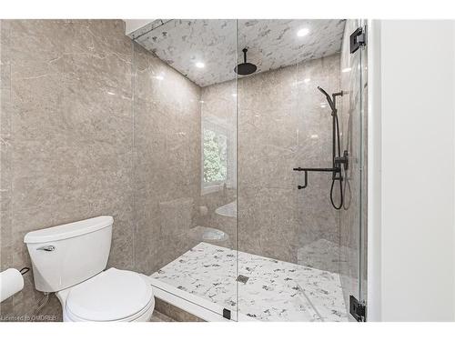 533 Woodland Avenue, Burlington, ON - Indoor Photo Showing Bathroom