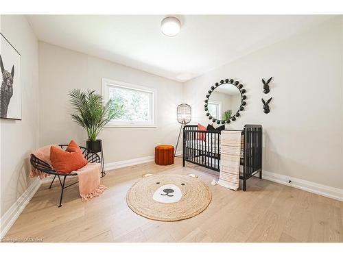 533 Woodland Avenue, Burlington, ON - Indoor Photo Showing Other Room