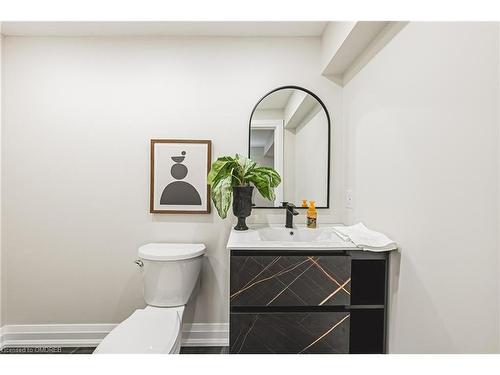 533 Woodland Avenue, Burlington, ON - Indoor Photo Showing Bathroom