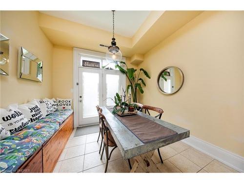 10-120 Bronte Road, Oakville, ON - Indoor Photo Showing Dining Room