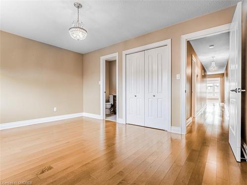 4307 Alta Court, Mississauga, ON - Indoor Photo Showing Other Room