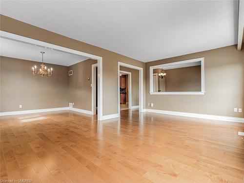 4307 Alta Court, Mississauga, ON - Indoor Photo Showing Other Room