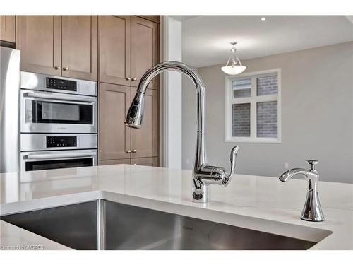 3307 Harasym Trail, Oakville, ON - Indoor Photo Showing Kitchen