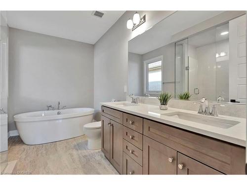 3307 Harasym Trail, Oakville, ON - Indoor Photo Showing Bathroom