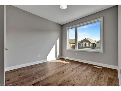 3307 Harasym Trail, Oakville, ON - Indoor Photo Showing Other Room