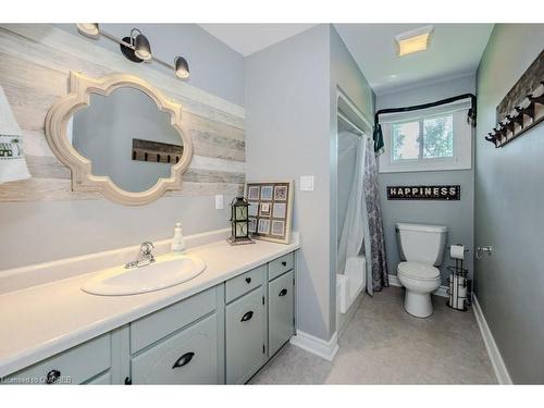 536 Crescent Road, Fort Erie, ON - Indoor Photo Showing Bathroom