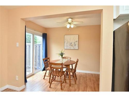 159-11 Queenslea Drive, Hamilton, ON - Indoor Photo Showing Dining Room