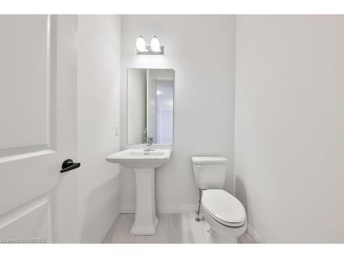 24 Broddy Avenue, Brantford, ON - Indoor Photo Showing Bathroom