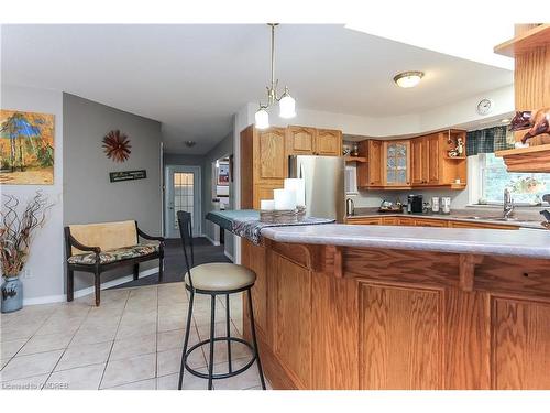 225 39Th Street S, Wasaga Beach, ON - Indoor Photo Showing Kitchen With Double Sink