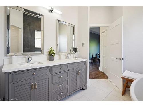 48 Otter View Dr, Otterville, ON - Indoor Photo Showing Bathroom