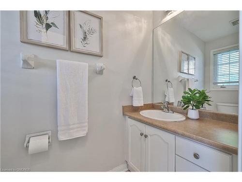 15-488 Yonge Street, Barrie, ON - Indoor Photo Showing Bathroom