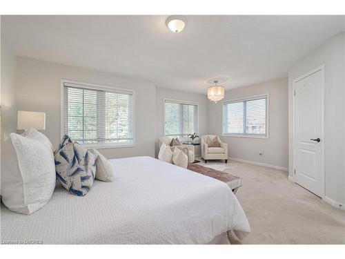 15-488 Yonge Street, Barrie, ON - Indoor Photo Showing Bedroom