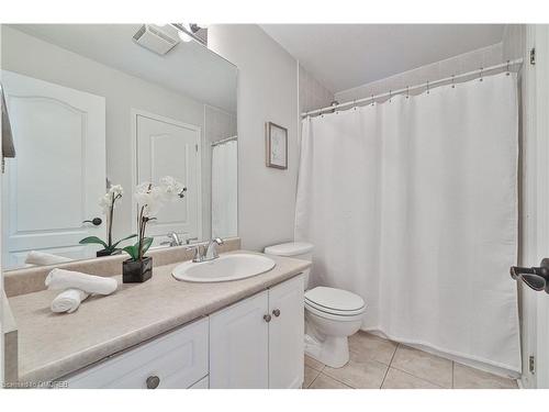 15-488 Yonge Street, Barrie, ON - Indoor Photo Showing Bathroom