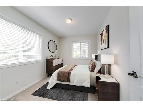 15-488 Yonge Street, Barrie, ON - Indoor Photo Showing Bedroom