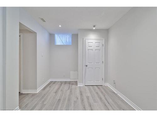 15-488 Yonge Street, Barrie, ON - Indoor Photo Showing Other Room