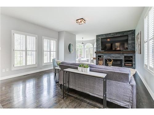 3 Country Lane Crescent, Halton Hills, ON - Indoor Photo Showing Living Room With Fireplace