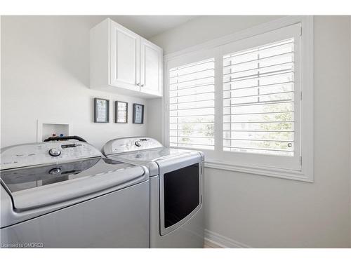 2037 Trawden Way, Oakville, ON - Indoor Photo Showing Laundry Room