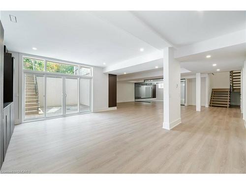 2014 Lakeshore Road W, Oakville, ON - Indoor Photo Showing Other Room