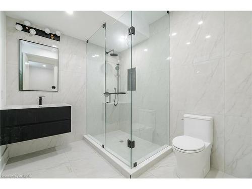 2014 Lakeshore Road W, Oakville, ON - Indoor Photo Showing Bathroom