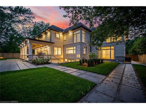 2014 Lakeshore Road W, Oakville, ON - Outdoor