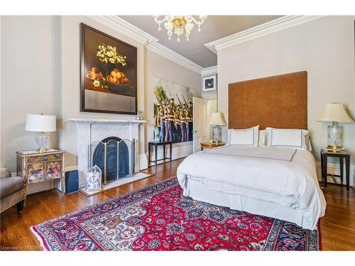 1 Banfield Street, Paris, ON - Indoor Photo Showing Bedroom