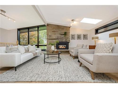 11753 Trafalgar Road, Halton Hills, ON - Indoor Photo Showing Living Room With Fireplace