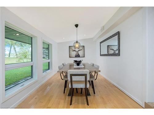 11753 Trafalgar Road, Halton Hills, ON - Indoor Photo Showing Dining Room