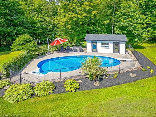 11753 Trafalgar Road, Halton Hills, ON - Outdoor With In Ground Pool With Backyard